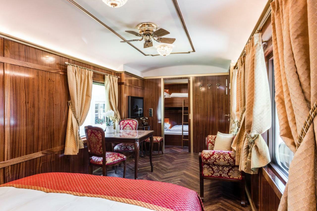 Luxury Lodge - Lener Express Campo di Trens Dış mekan fotoğraf