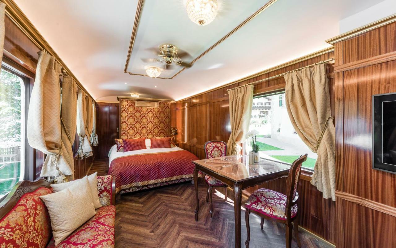Luxury Lodge - Lener Express Campo di Trens Dış mekan fotoğraf