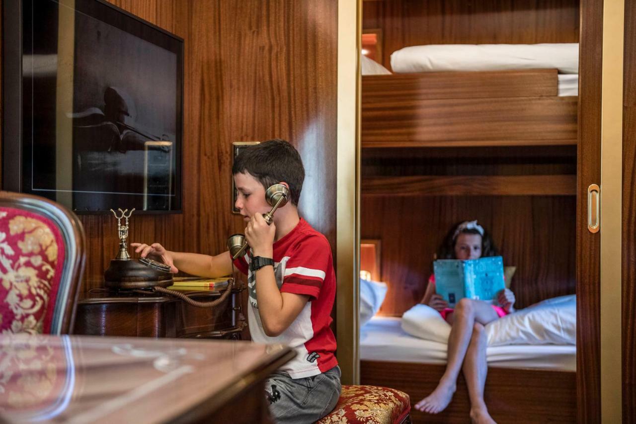 Luxury Lodge - Lener Express Campo di Trens Dış mekan fotoğraf